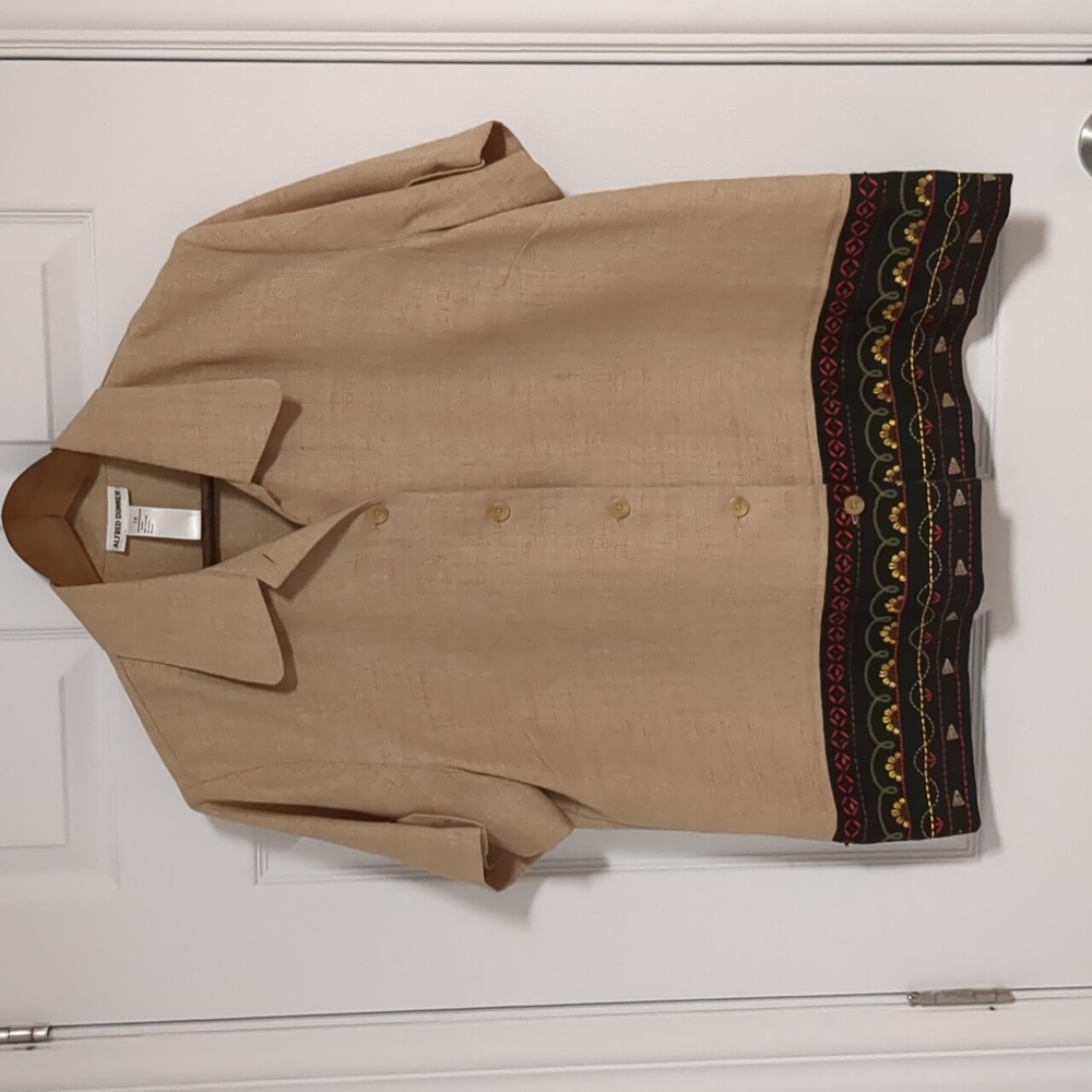 Alfred Dunner Embroidered Short Sleeve Button Down Shirt